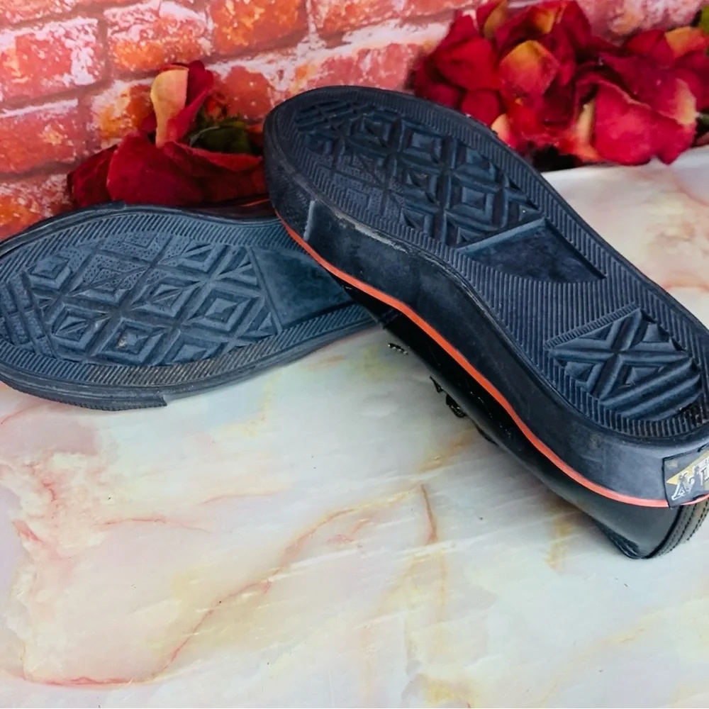 frenzy shoes vintage black